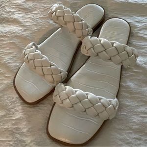 Sincerely Jules Crème Sandals, size 7.5M, NEW